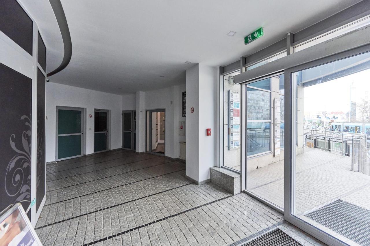 Apartments Wroclaw Legnicka By Noclegi Renters Ngoại thất bức ảnh