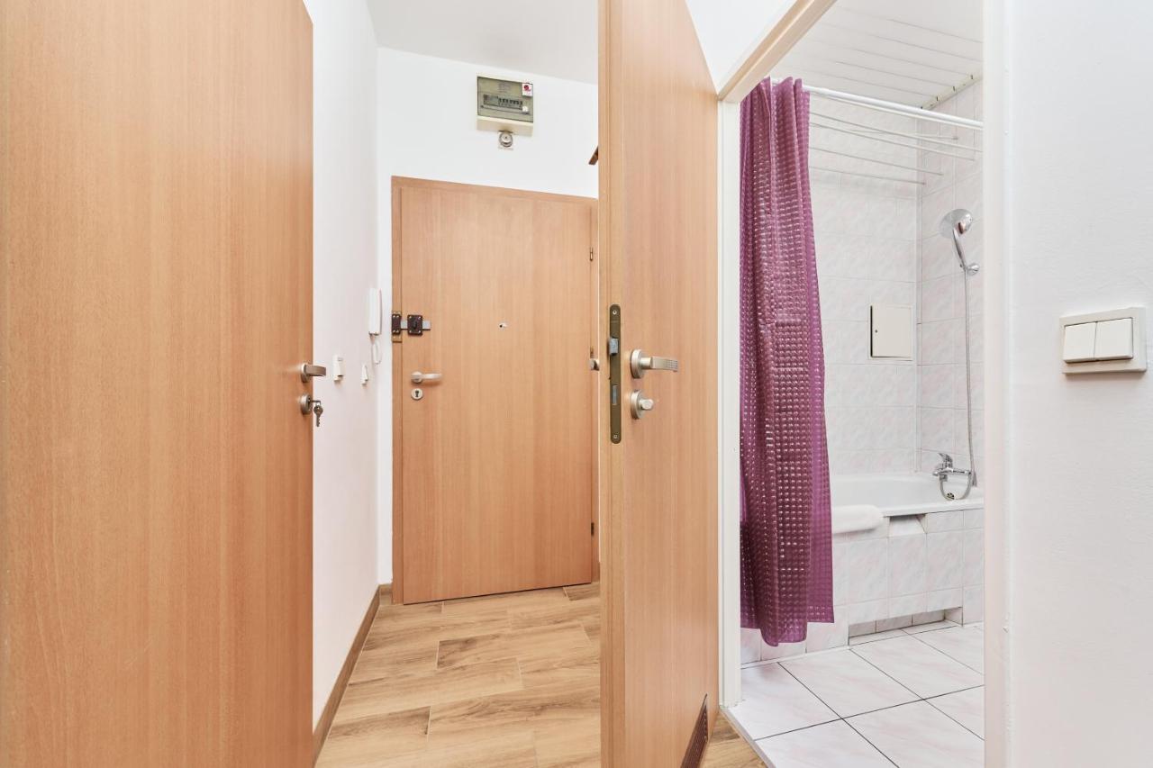Apartments Wroclaw Legnicka By Noclegi Renters Ngoại thất bức ảnh