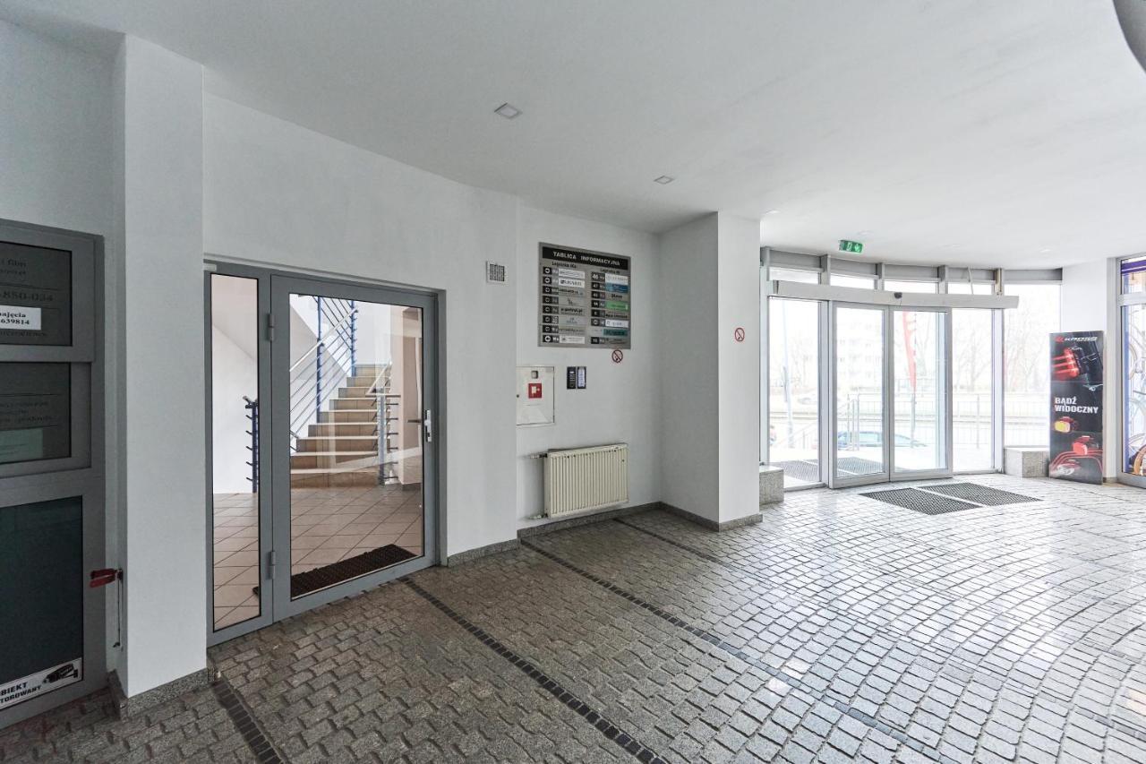 Apartments Wroclaw Legnicka By Noclegi Renters Ngoại thất bức ảnh
